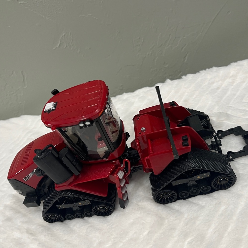 Case IH‎ Steiger 620 Quadtrac Red Toy Tractor ERTL